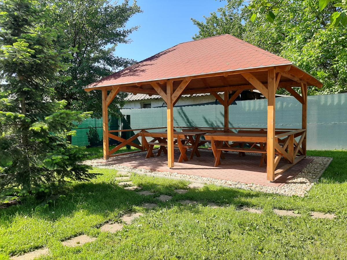 Potyka Apartman Tiszafured Bagian luar foto