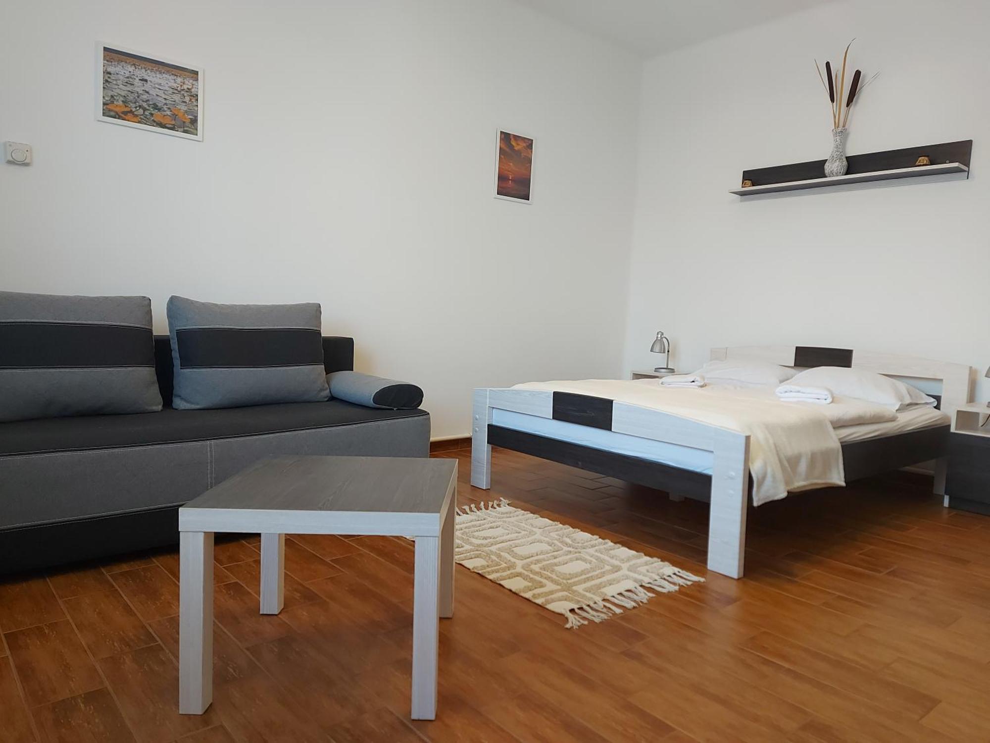 Potyka Apartman Tiszafured Bagian luar foto
