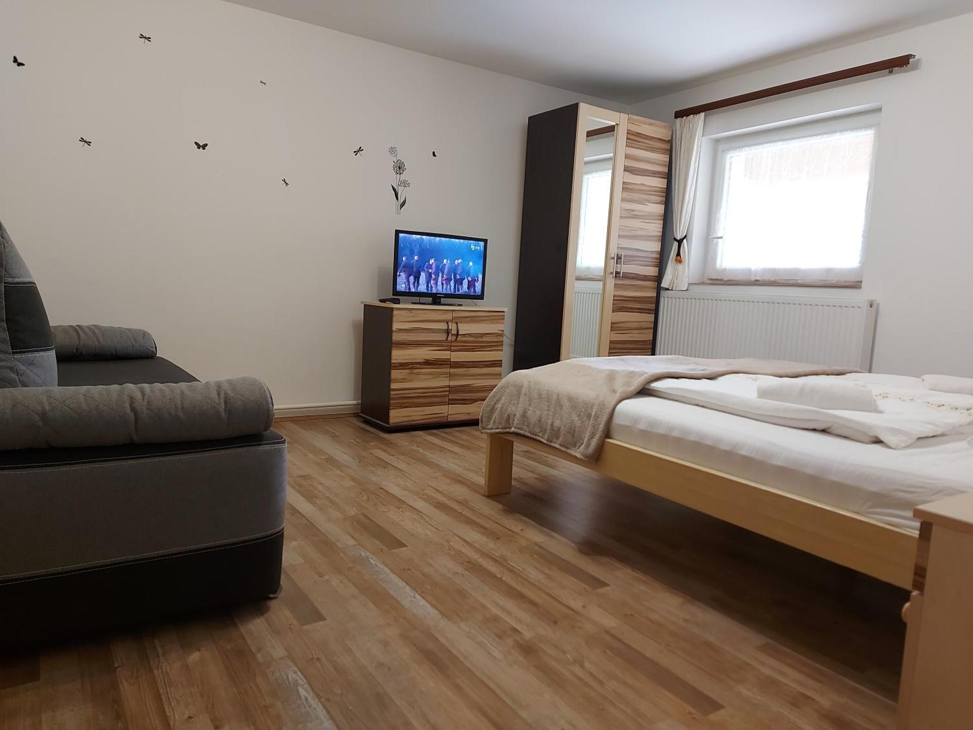 Potyka Apartman Tiszafured Bagian luar foto