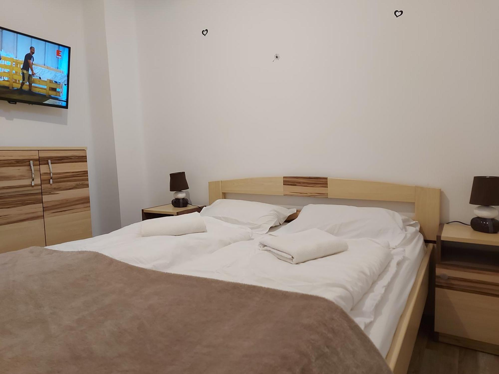 Potyka Apartman Tiszafured Bagian luar foto