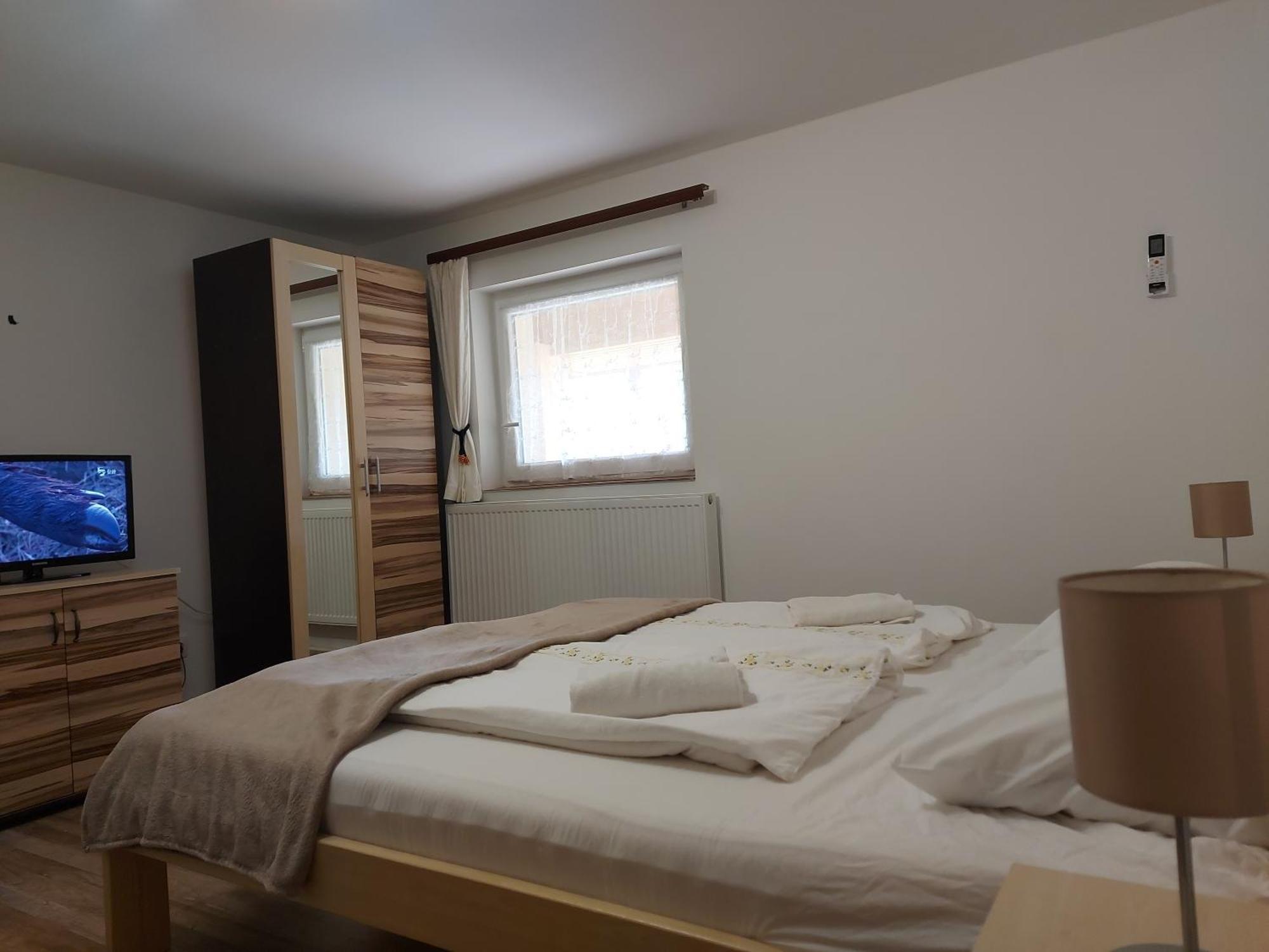 Potyka Apartman Tiszafured Bagian luar foto