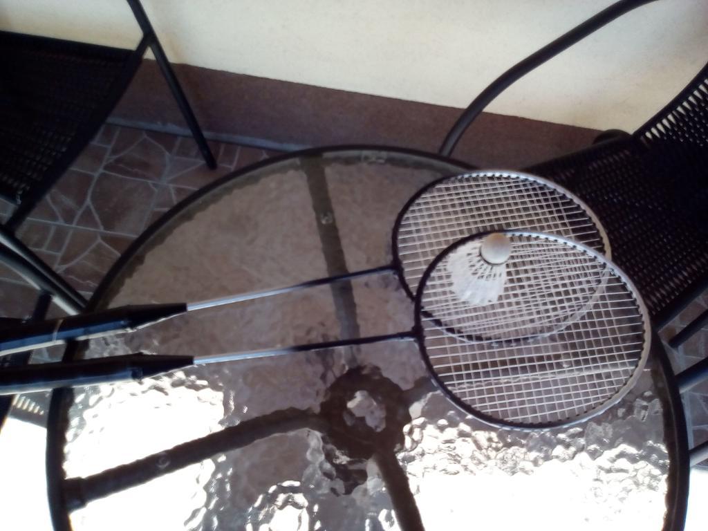Potyka Apartman Tiszafured Bagian luar foto